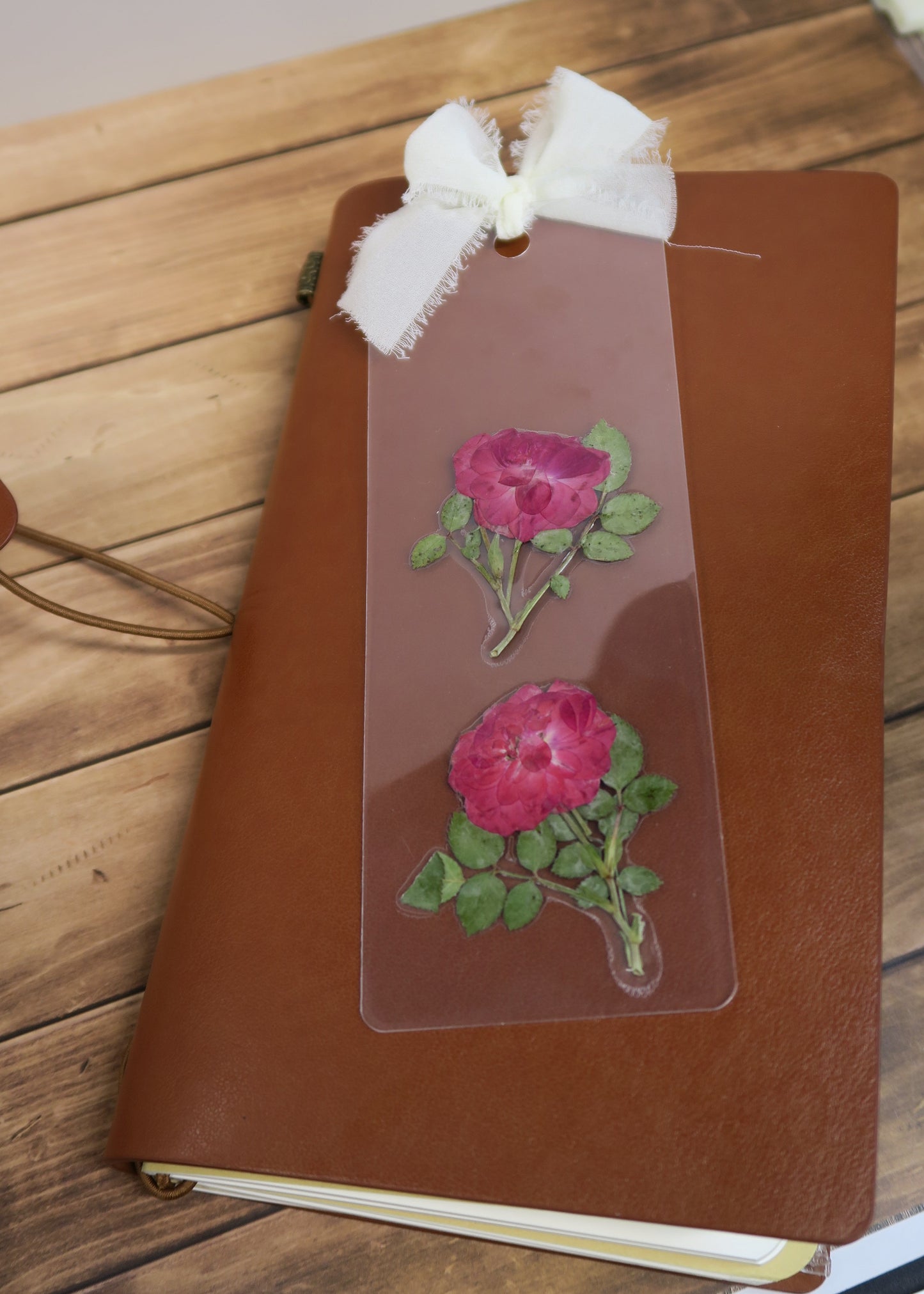 Rose Garden Bookmark Ivory Bow