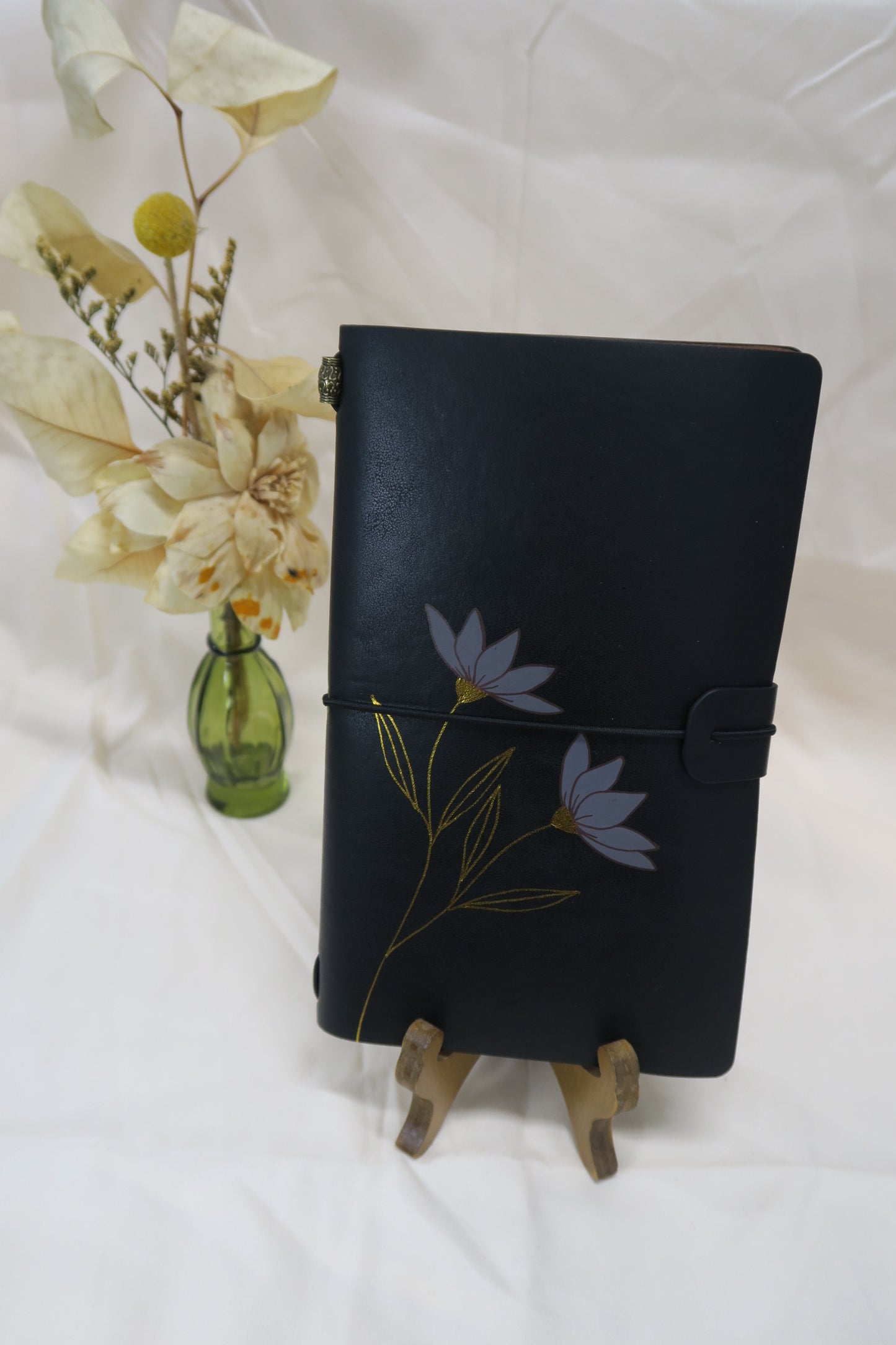 Double Blue Flowers Black Traveler's Journal